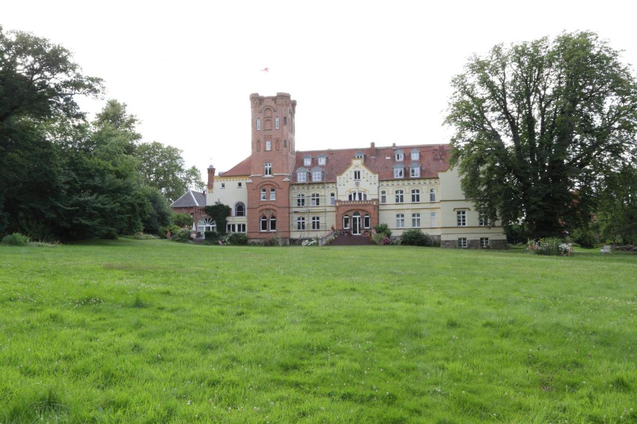 Schloss Lelkendorf, Fewo Gross Gievitz Екстер'єр фото